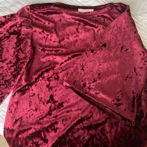 Like new velvet maroon bell sleeve top class